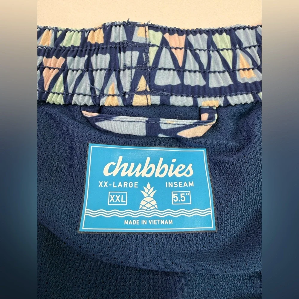 chubbies Men's Blue Geometric Swim Trunks